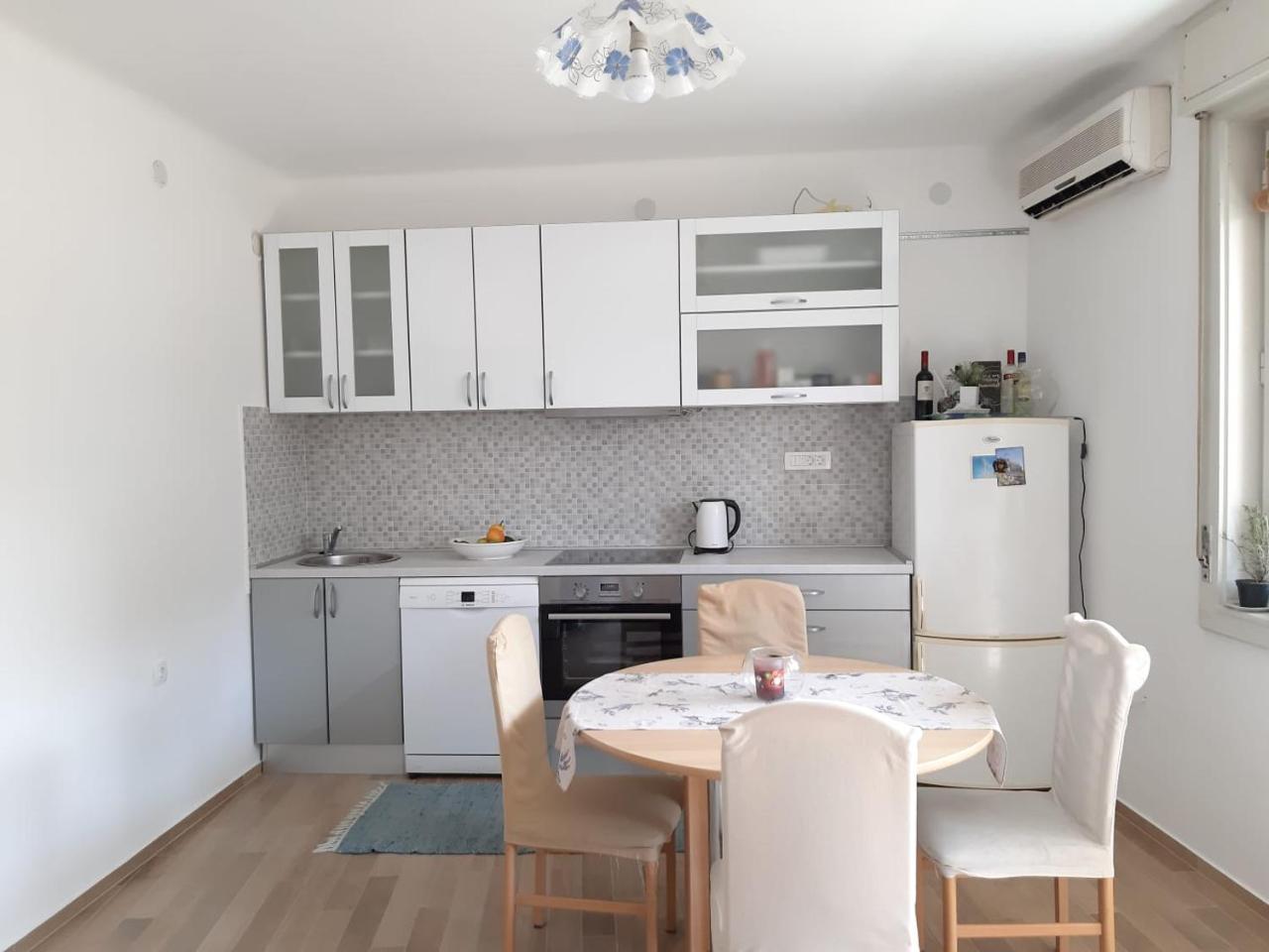 ספליט Nina, Apartment In City Centre מראה חיצוני תמונה
